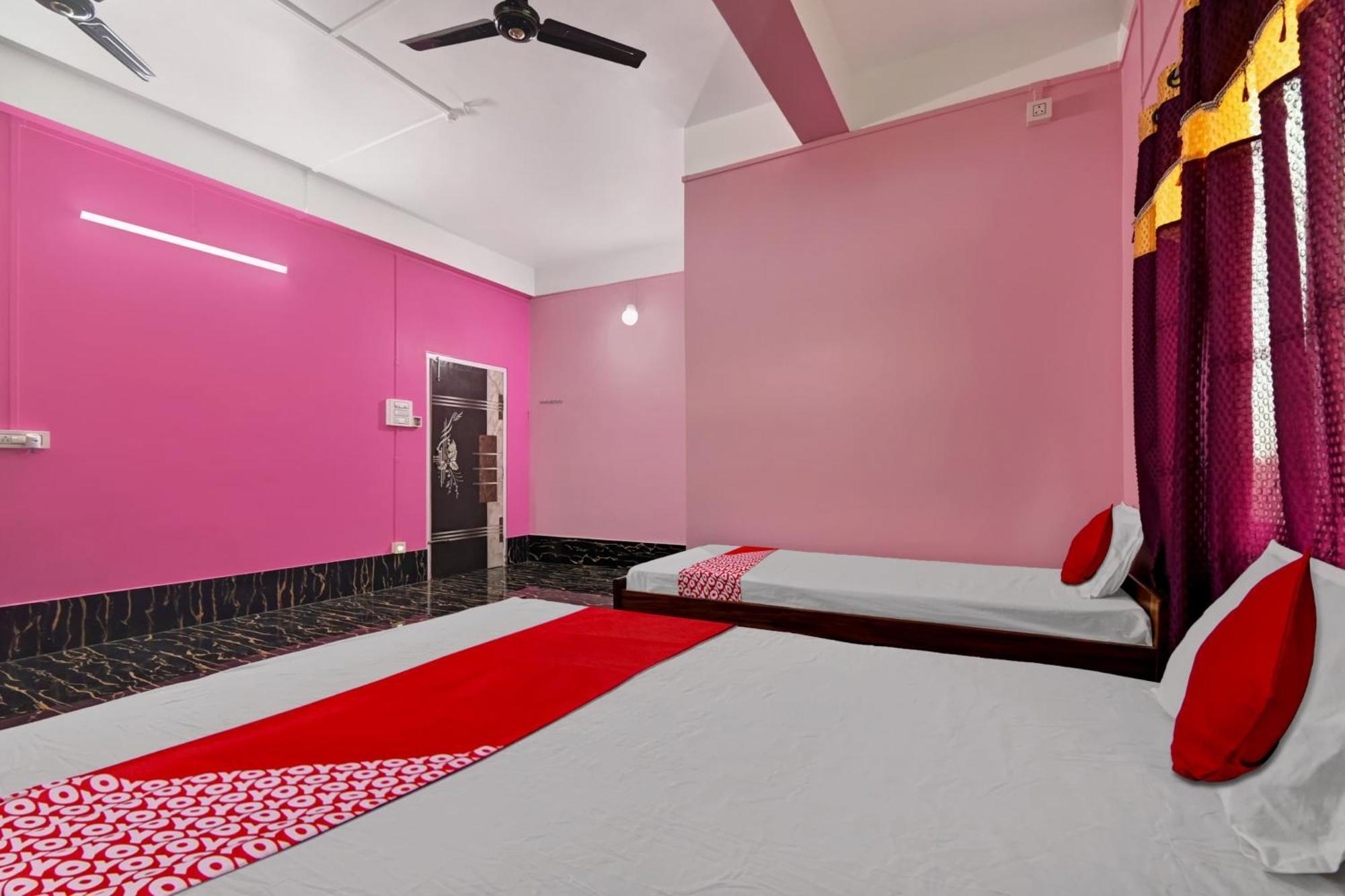 Oyo Flagship The Brahmaputra Homestay Guwahati Eksteriør bilde