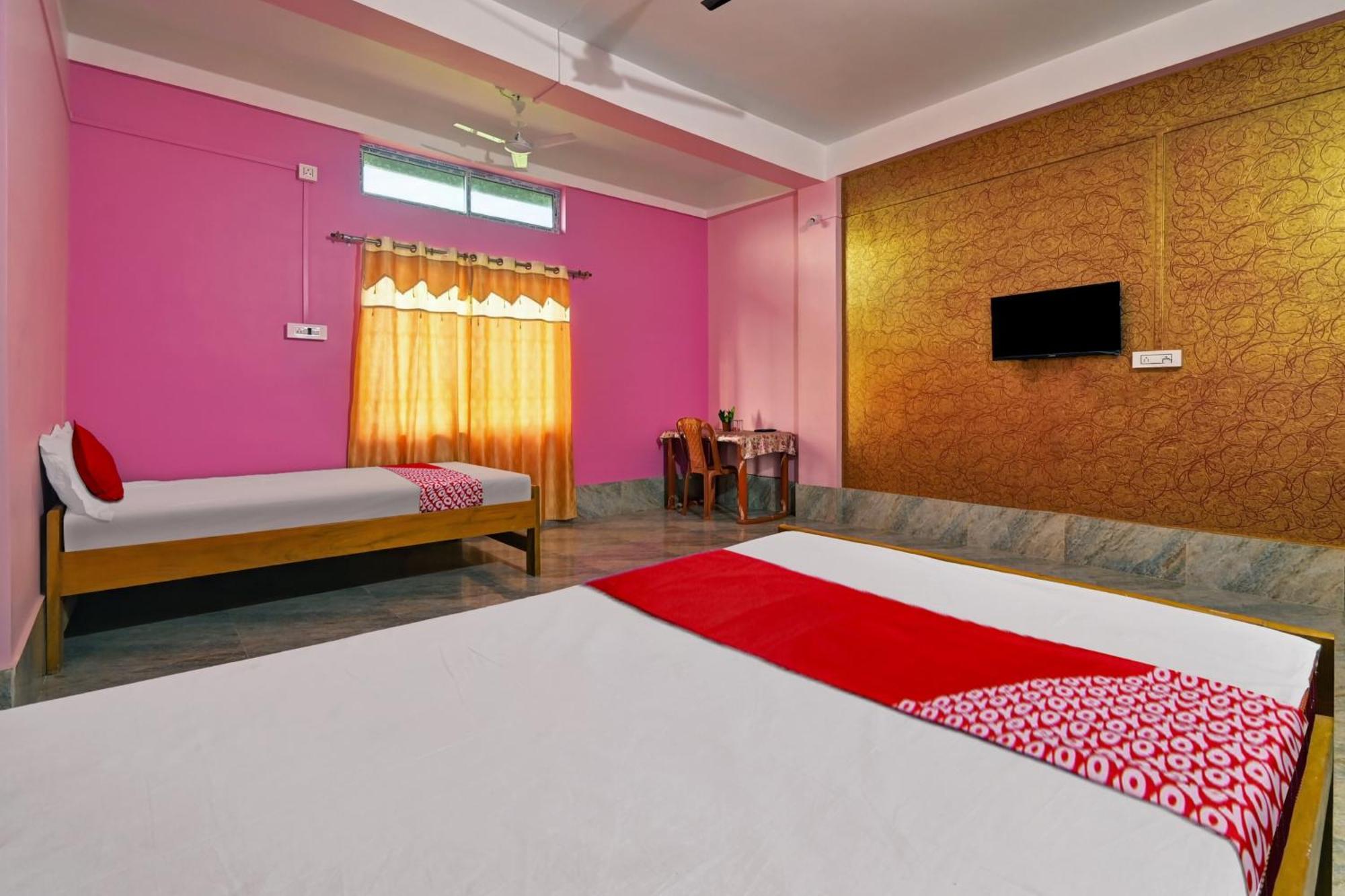 Oyo Flagship The Brahmaputra Homestay Guwahati Eksteriør bilde