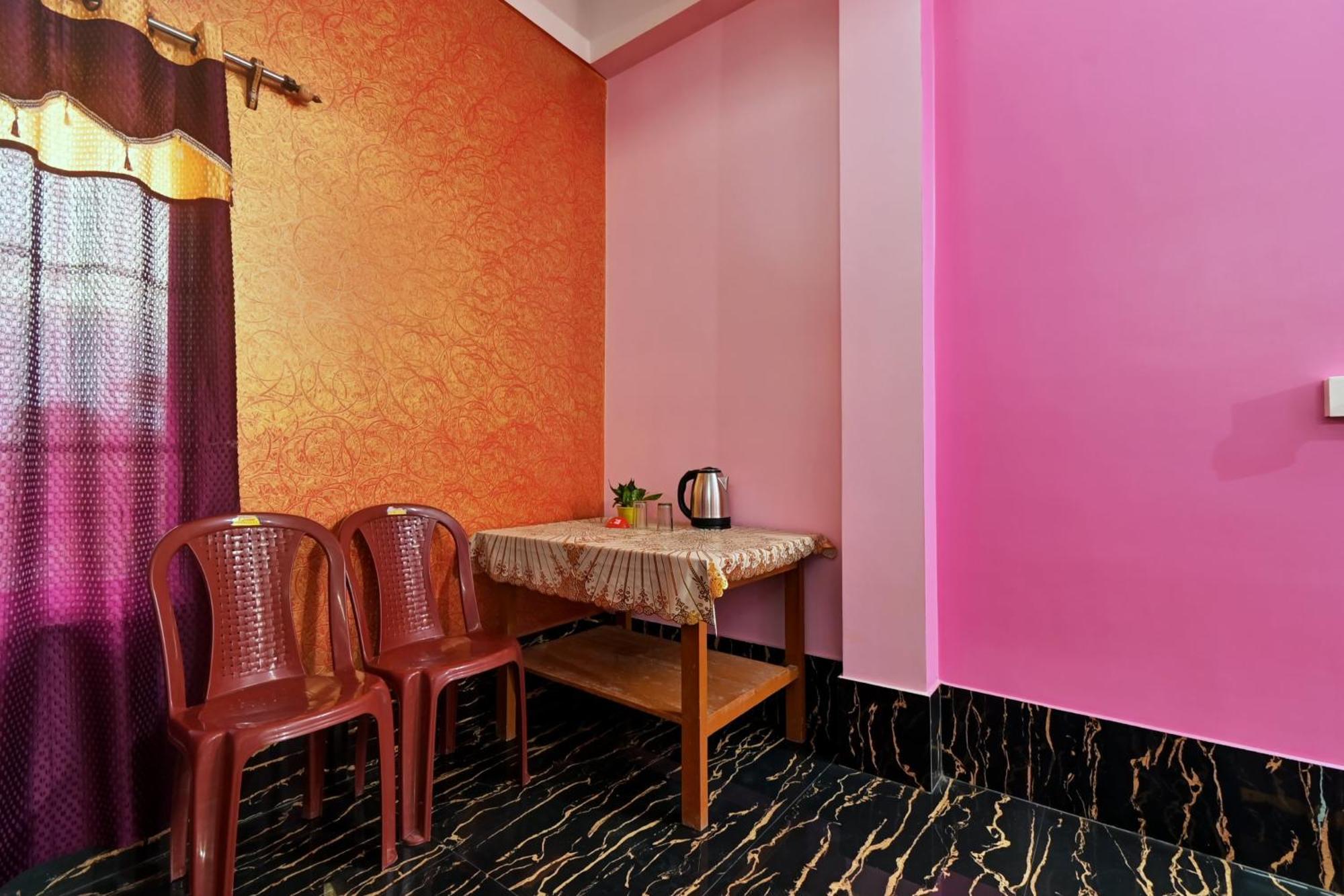 Oyo Flagship The Brahmaputra Homestay Guwahati Eksteriør bilde